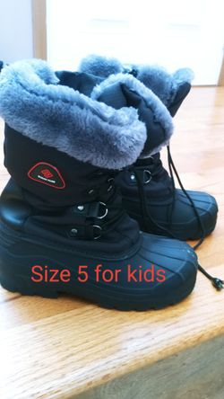 Winter boots size 5 for big kids