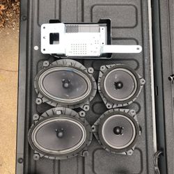 Tundra 2020 Stock Speakers And Stock Amp 