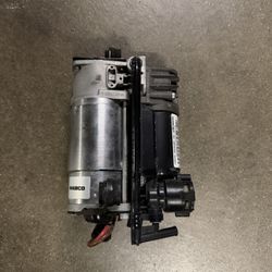 Air Suspension Compressor For 2000-2012 Mercedes-Benz Vehicles WABCO