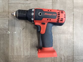 Milwauk E M18 Fuel Drill/Driver Tool - Red (2903-20)