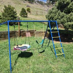 FREE!!!! Swing Set 