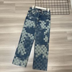 LV Men’s Jeans New 