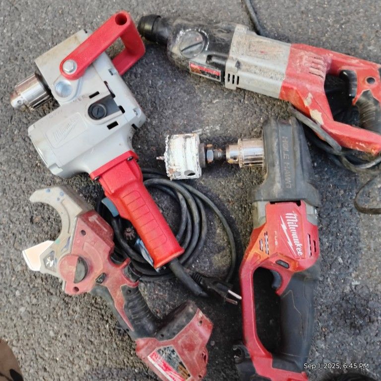 Milwaukee Tools Combo 