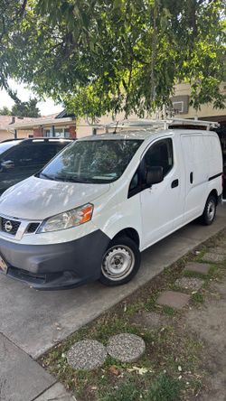 2014 Nissan Nv200