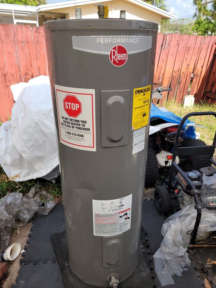 2021 Rheem Water Heater 50gal.