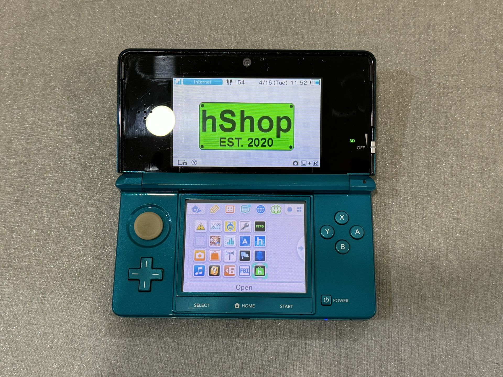 Nintendo 3DS (Modded, Luma3DS v13.0.2, hShop preinstalled)