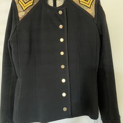 Military Style St. John’s University Detailing