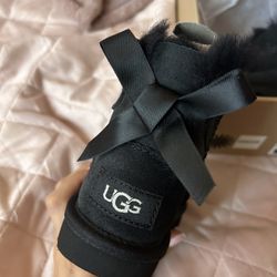 UGG Mini Bailey Bow II Bootie