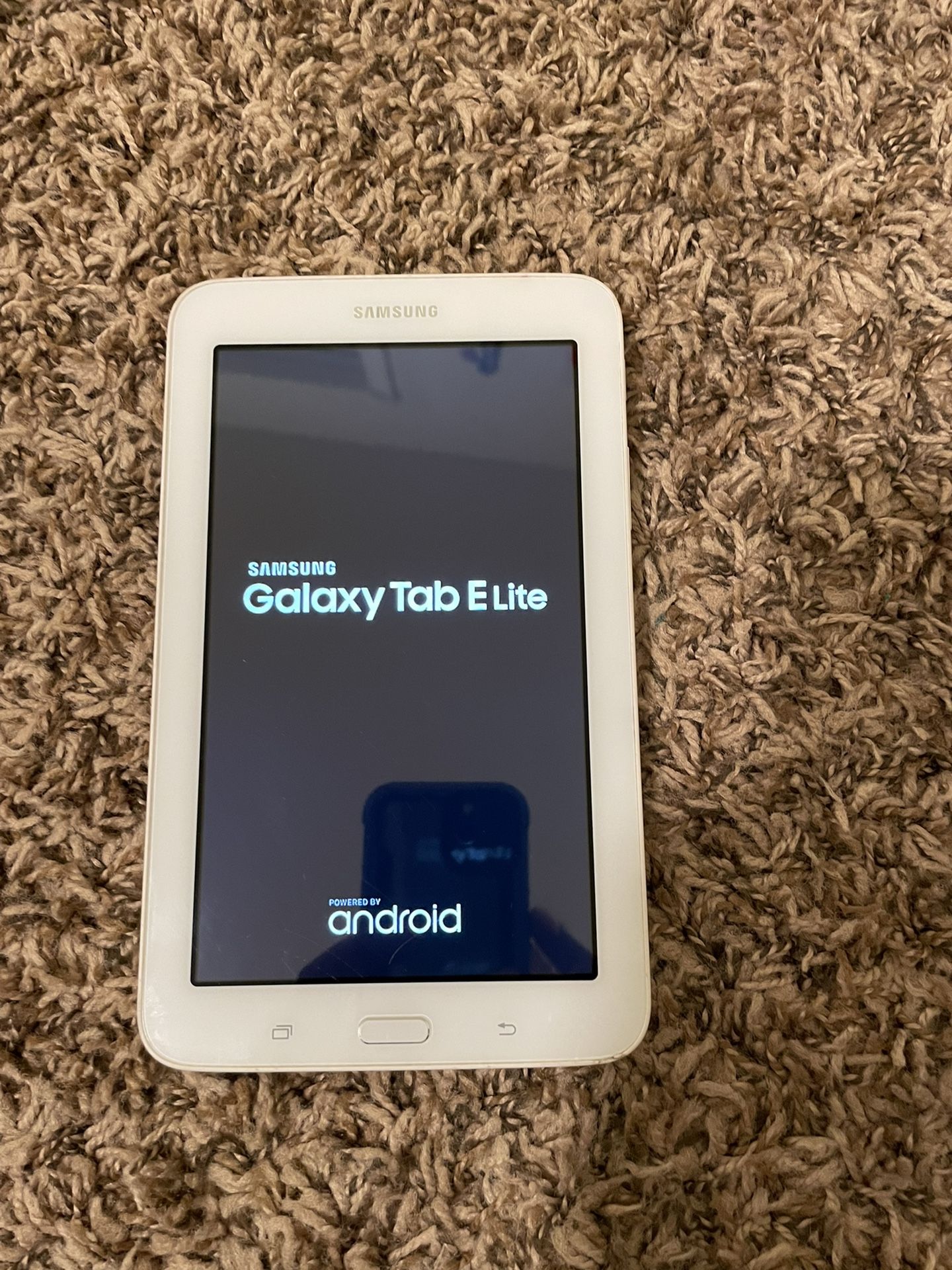 Samsung Galaxy Tab E Elite Comes With Charger Works Excellent