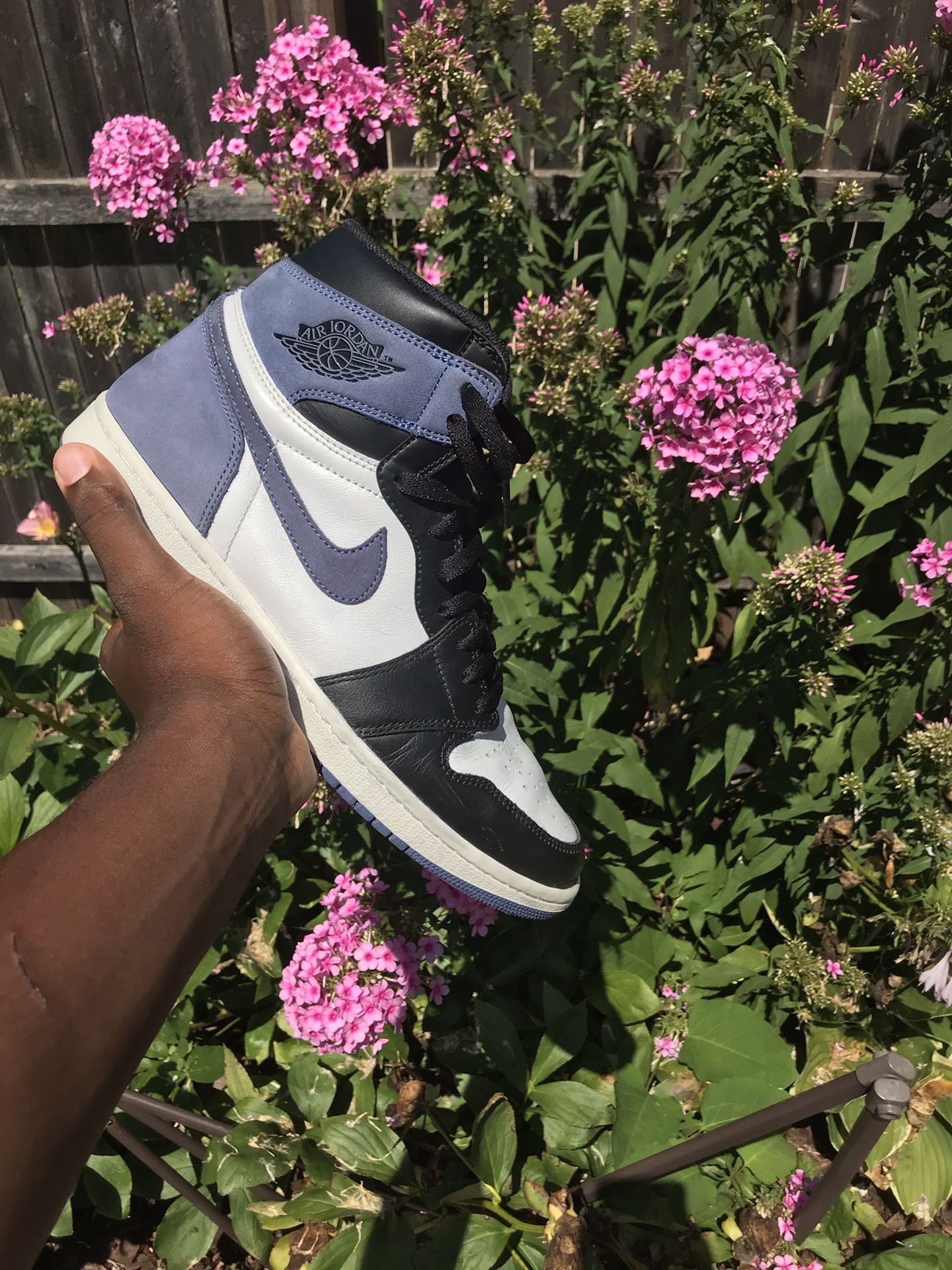 Jordan 1 Blue Moon