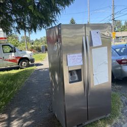 Free fridge 