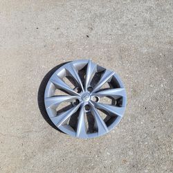 Toyota Camry Hubcap
