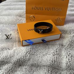 Louis Vuitton Bracelet