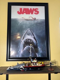 LEGO Ideas Jaws Set (21350) With Movie Poster Print and Frame