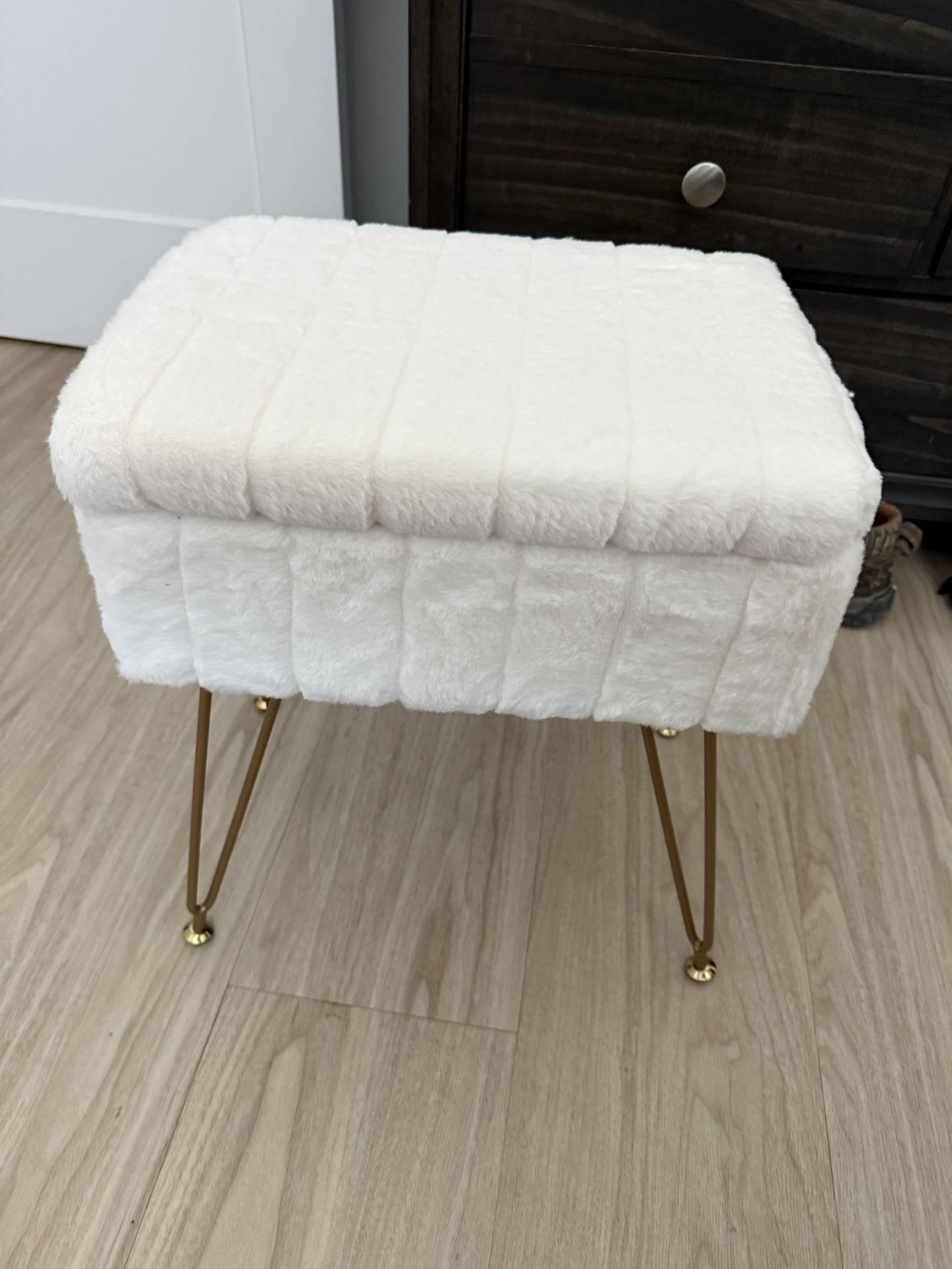 STORAGE STOOL