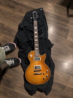 Gibson Les Paul Electric Guitar Honeyburst