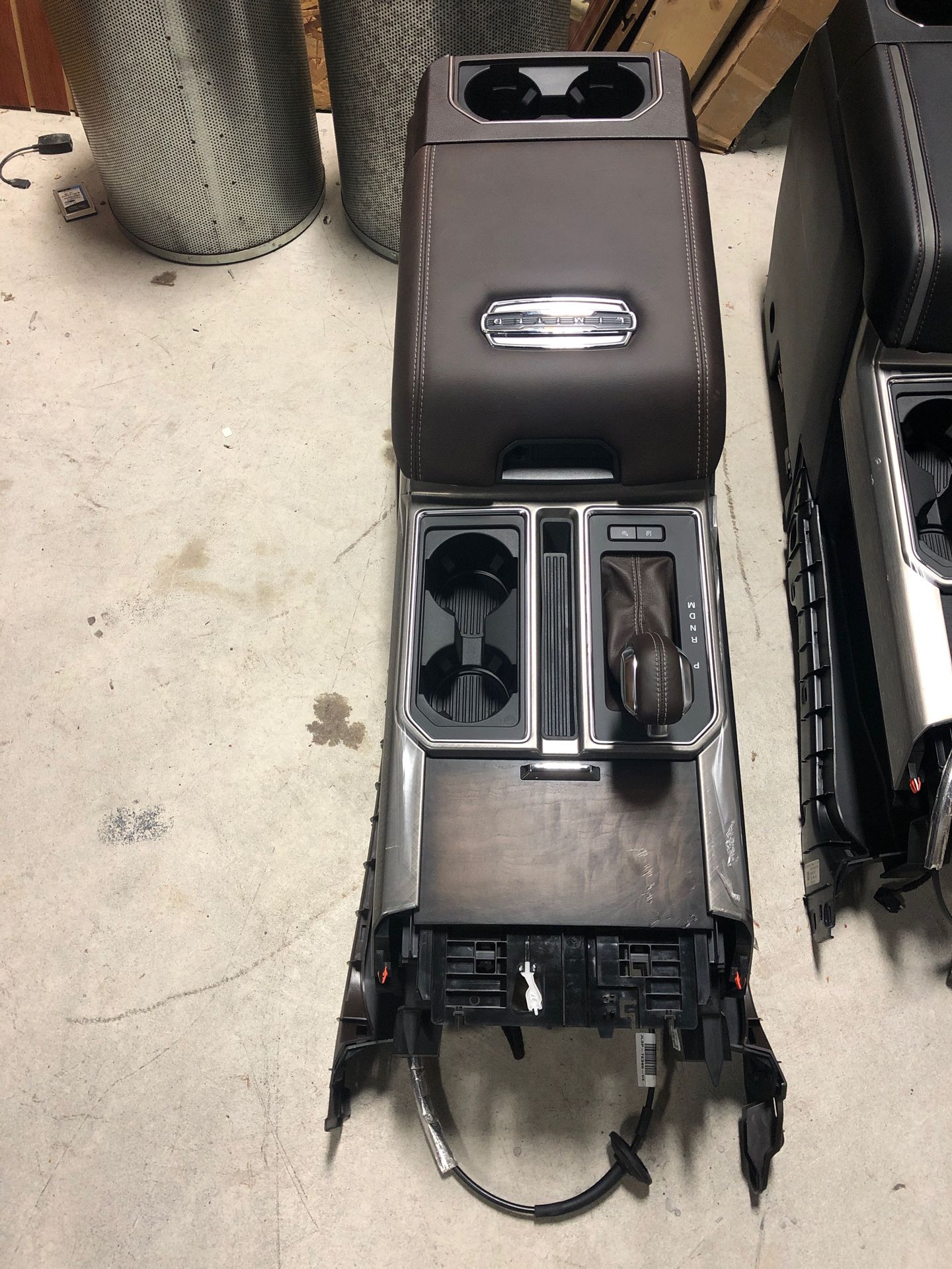 2019 Ford F-150 limited center console