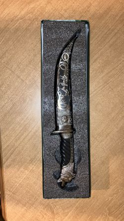 Wolf Fixed Blade Bowie