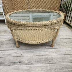 Outdoor Wicker Round Coffee Table w/glass top orig $500.