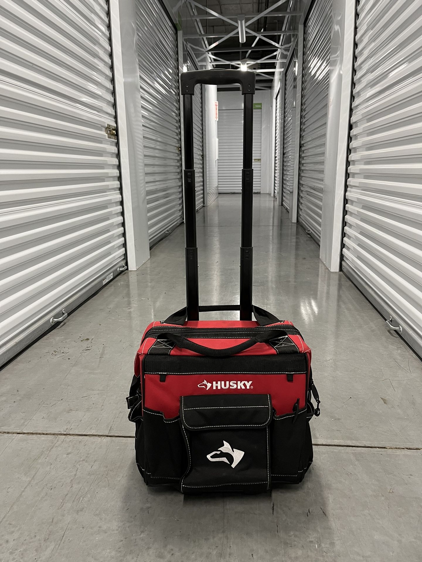 Husky Rolling Tool Tote
