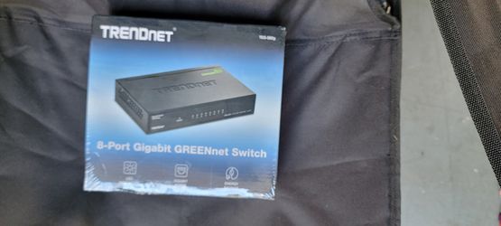 Gigabit Switch (8-port) Brand New/Unopened