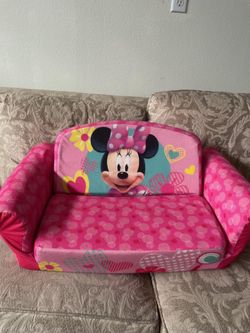 Minnie mouse marshmallow furniture.