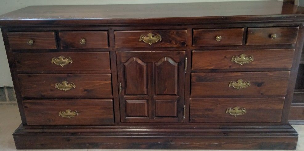 Ethan Allen Antiqued Tavern Dresser with Hutch Top + Nightstand