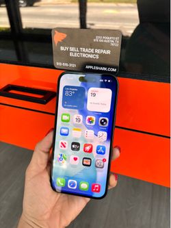 iPhone 15 128 GB Unlocked for any carrier90 Day Warranty! We Offer financing