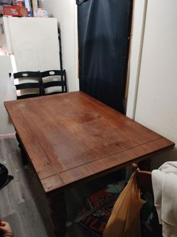 Kitchen table