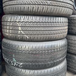 Set of four used tires good condition Bridgestone 245/55/19