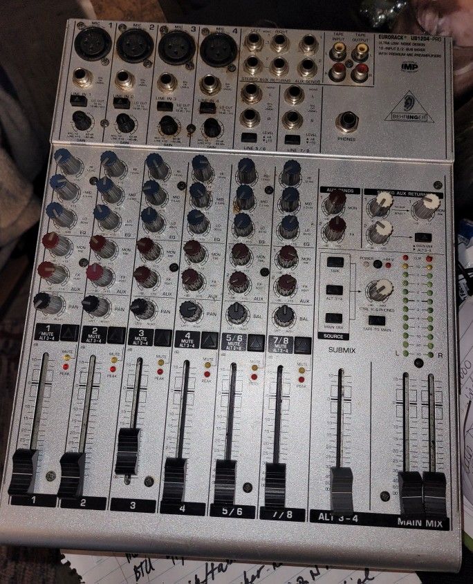 Mixer with Premium Mic Preamplifiers