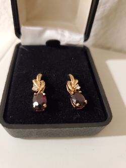 Exceptional Beauty-Fine Cut-White Garnet Stone