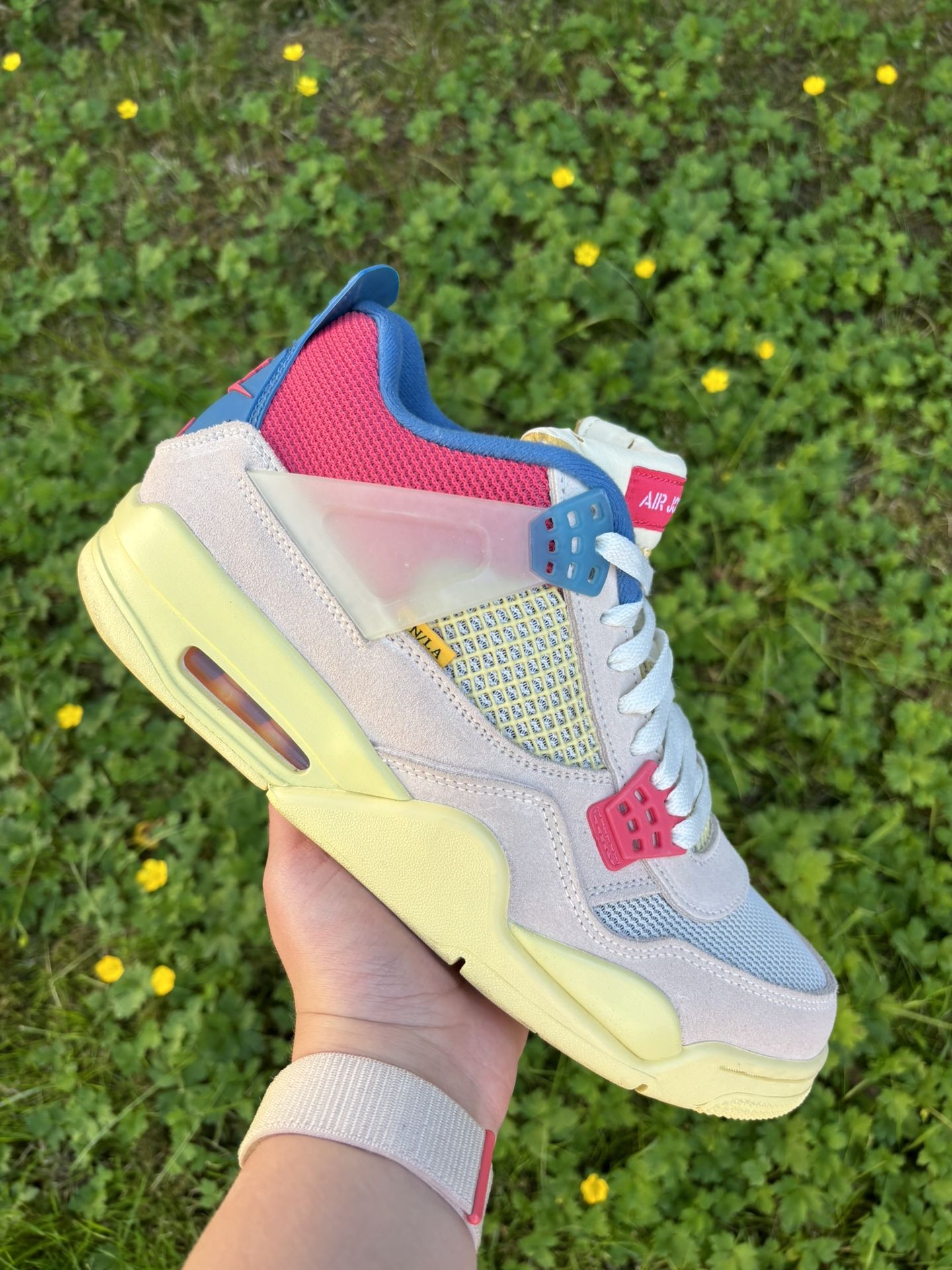 Jordan 4 Union Guava Ice