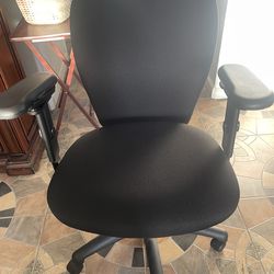 Desk chair