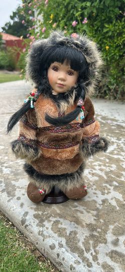 Doll porcelain