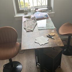 Adjustable High rise table & Chair