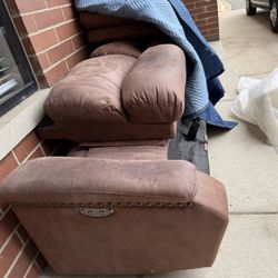 3 Seat Couch Very Good Condition 