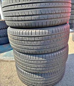 275 45 20 Pirelli Tires Con 80% de Vida Las 4
