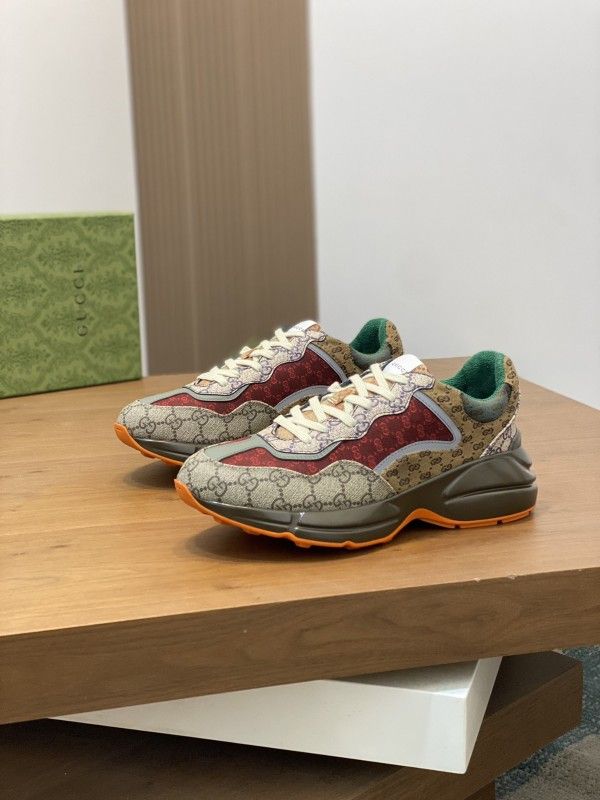  Gucci Shoes