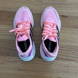 Women’s Size 6 Adidas Pureboost
