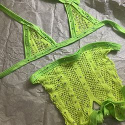 NEON FISHNET OUTFIT