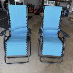 Foldable chairs