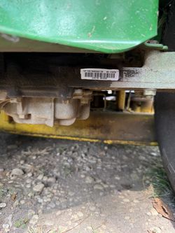 Jonn deer Lt 160 transmission and rear tire
