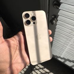 iPhone 16 Pro Max 256GB (Use W/ T-Mobile)