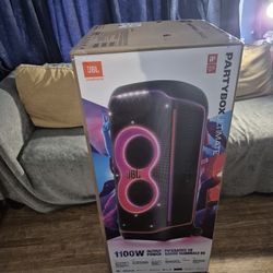 JBL PARTY BOX ULTIMATE 1100 WATTS 