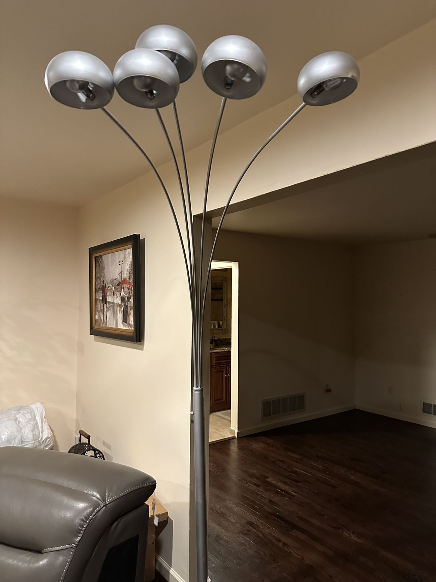 Decorative Reading Light
