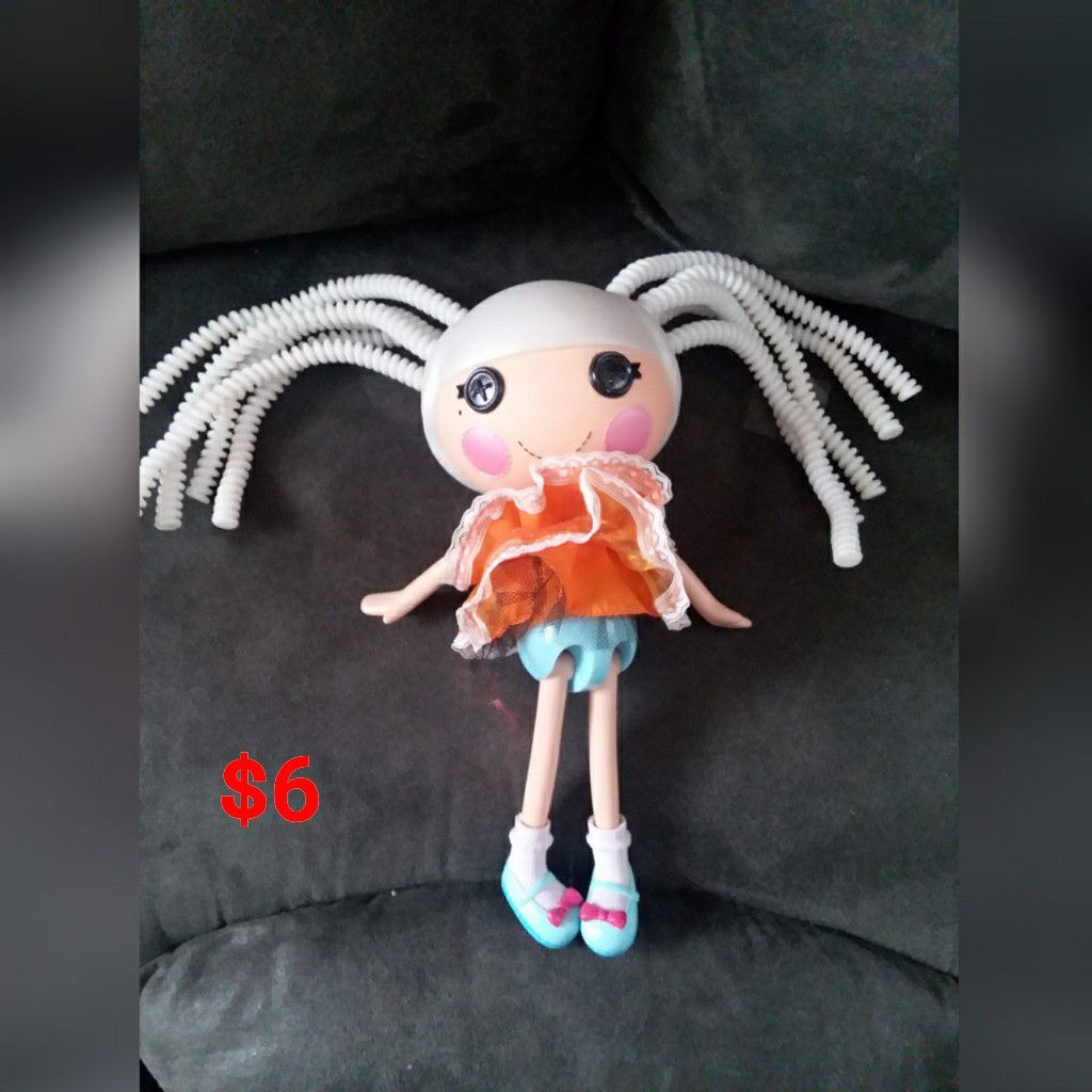 Lalaloopsi doll
