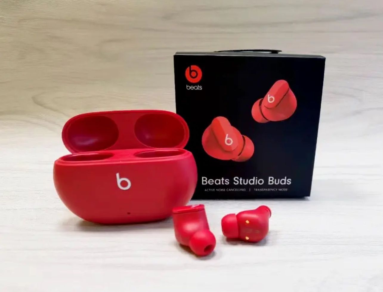 Beats Earbuds Red Or Clear