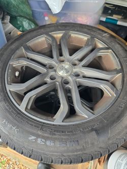 Milestar MS932 Sport tires.