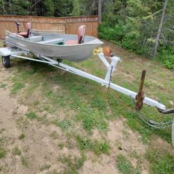 12ft Aluminum Boat And Trailer And Trolling Motor 